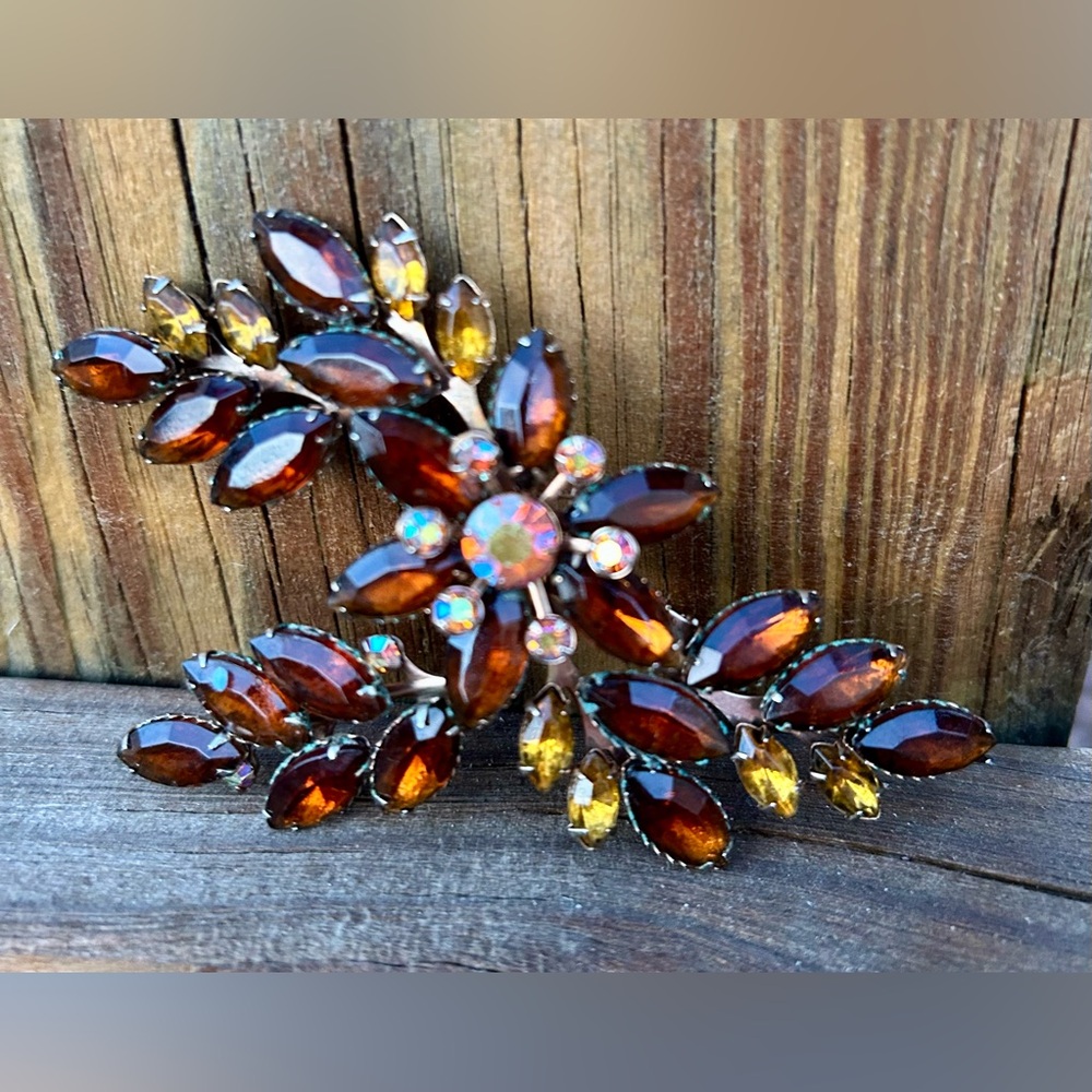 Vintage Large Rhinestone Pin Brooch Orange Borealis Amber Brown Marquise Silver
